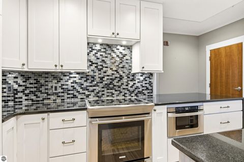 Tiny photo for 141 Rivers Edge Drive #307, Traverse City, MI 49684 (MLS # 1943798)