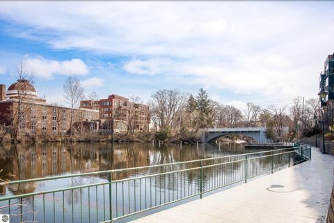 Tiny photo for 141 Rivers Edge Drive #307, Traverse City, MI 49684 (MLS # 1943798)