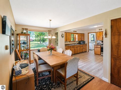 Tiny photo for 3488 E Rosebush Road, Rosebush, MI 48878 (MLS # 1948074)