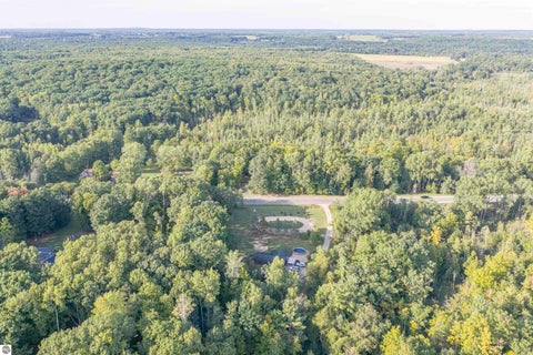 Tiny photo for 4760 E Howard City Edmore Road, Edmore, MI 48829 (MLS # 1950975)