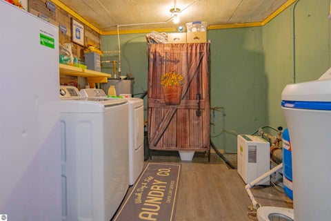 Tiny photo for 4760 E Howard City Edmore Road, Edmore, MI 48829 (MLS # 1950975)