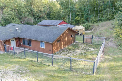 Tiny photo for 4760 E Howard City Edmore Road, Edmore, MI 48829 (MLS # 1950975)