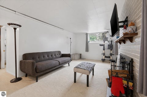 Tiny photo for 2561 Binghamton DR, Auburn Hills, MI 48326 (MLS # 1946246)