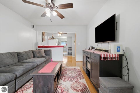 Tiny photo for 2561 Binghamton DR, Auburn Hills, MI 48326 (MLS # 1946246)