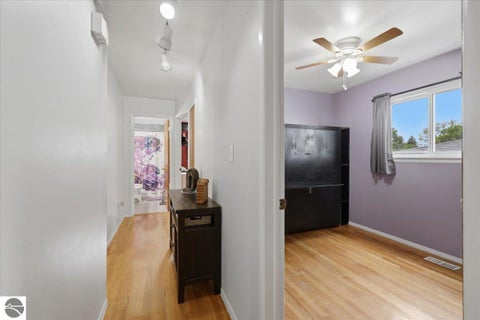 Tiny photo for 2561 Binghamton DR, Auburn Hills, MI 48326 (MLS # 1946246)