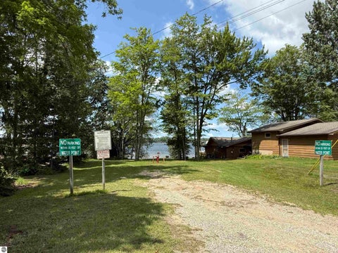 Tiny photo for 4972 NE E Shore Drive, Kalkaska, MI 49646 (MLS # 1948509)