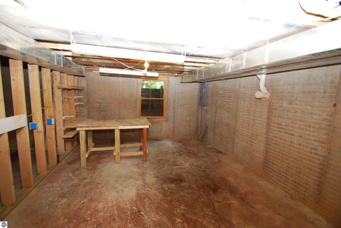 Tiny photo for 3086 Raymond Gradowski Drive, West Branch, MI 48661 (MLS # 1950252)