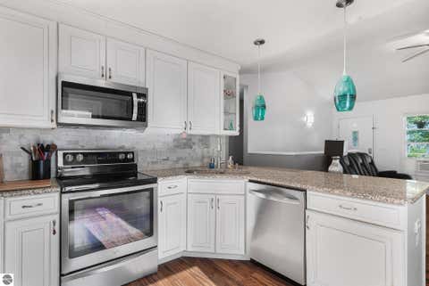 Tiny photo for 5173 Palmer Place, Traverse City, MI 49685 (MLS # 1948890)