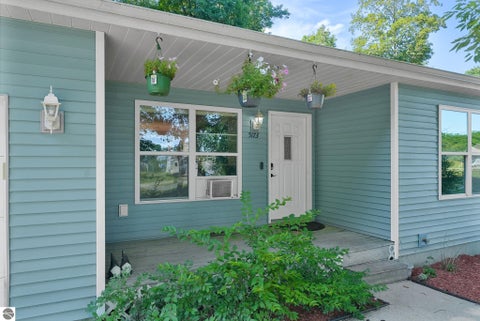 Tiny photo for 5173 Palmer Place, Traverse City, MI 49685 (MLS # 1948890)