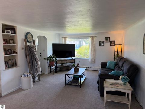 Tiny photo for 722 S Lakeshore Drive, Lake City, MI 49651 (MLS # 1945284)