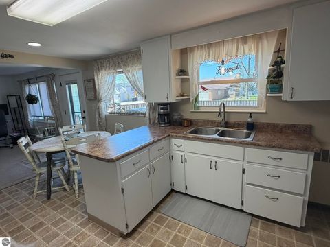 Tiny photo for 722 S Lakeshore Drive, Lake City, MI 49651 (MLS # 1945284)