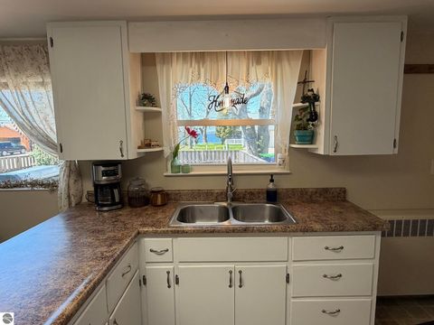 Tiny photo for 722 S Lakeshore Drive, Lake City, MI 49651 (MLS # 1945284)