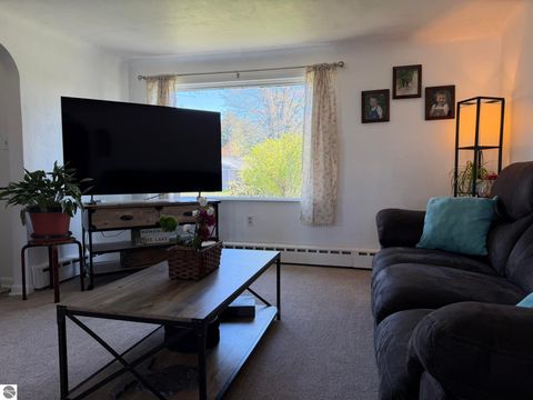 Tiny photo for 722 S Lakeshore Drive, Lake City, MI 49651 (MLS # 1945284)