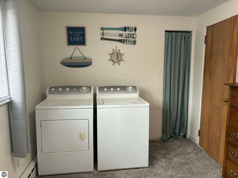 Tiny photo for 722 S Lakeshore Drive, Lake City, MI 49651 (MLS # 1945284)