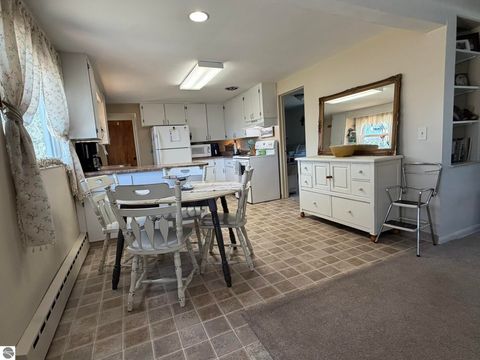 Tiny photo for 722 S Lakeshore Drive, Lake City, MI 49651 (MLS # 1945284)