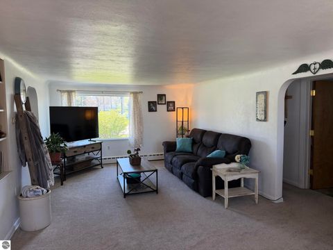 Tiny photo for 722 S Lakeshore Drive, Lake City, MI 49651 (MLS # 1945284)