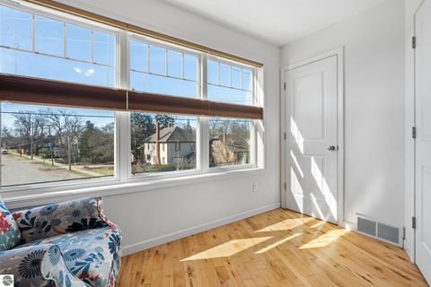 Tiny photo for 305 E Eighth St, Traverse City, MI 49684 (MLS # 1944038)