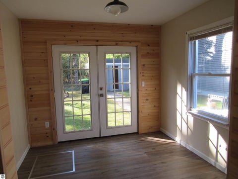 Tiny photo for 312 Lakewood Drive, East Tawas, MI 48730 (MLS # 1951348)
