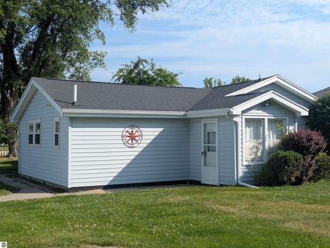 Tiny photo for 620 Burt Street, Au Gres, MI 48703 (MLS # 1943063)