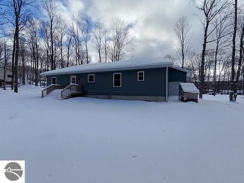 Tiny photo for 4326 Antioch Drive, Mesick, MI 49668 (MLS # 1941582)