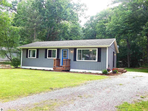 Photo of 1492 Innwood North, Interlochen, MI 49643 (MLS # 1947542)