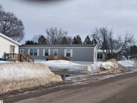 Tiny photo for 1592 Geraldton Place, Traverse City, MI 49686 (MLS # 1942299)