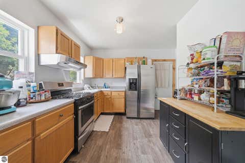 Tiny photo for 901 Ernst Street, Cadillac, MI 49601 (MLS # 1948371)