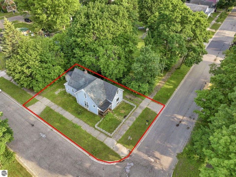 Tiny photo for 901 Ernst Street, Cadillac, MI 49601 (MLS # 1948371)