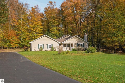 Tiny photo for 5219 Timber Point Trail, Kingsley, MI 49649 (MLS # 1951811)