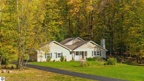 Tiny photo for 5219 Timber Point Trail, Kingsley, MI 49649 (MLS # 1951811)
