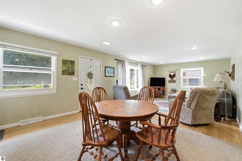 Tiny photo for 714 Sunset Lane, Cadillac, MI 49601 (MLS # 1949301)