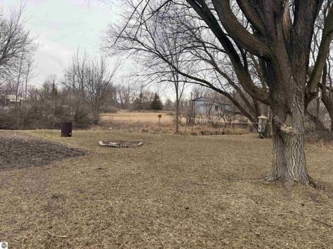 Tiny photo for 6329 N Lumberjack Road, Riverdale, MI 48877 (MLS # 1942730)