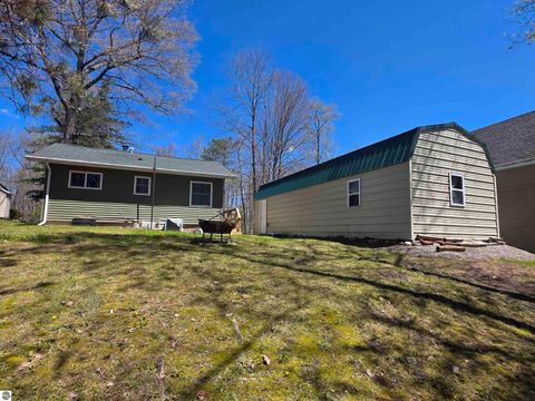 Tiny photo for 4890 Lakeview Drive, Hale, MI 48739 (MLS # 1945127)