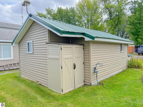 Tiny photo for 6482 W Houghton Lake Drive #Cabin 4, Houghton Lake, MI 48629 (MLS # 1944948)