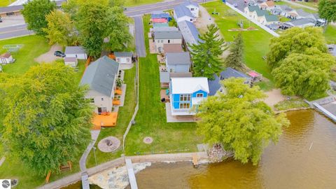 Tiny photo for 6482 W Houghton Lake Drive #Cabin 4, Houghton Lake, MI 48629 (MLS # 1944948)
