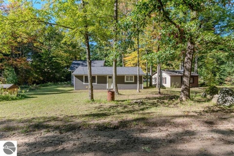 Tiny photo for 5362 Hillcrest Street, Gladwin, MI 48624 (MLS # 1951049)