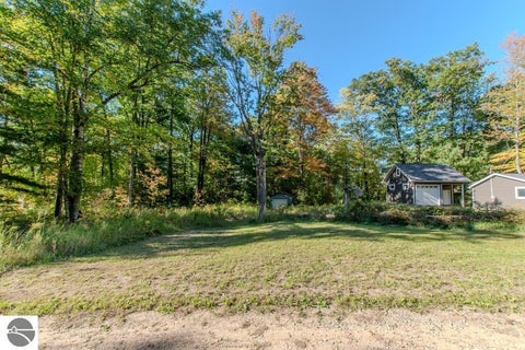 Tiny photo for 5362 Hillcrest Street, Gladwin, MI 48624 (MLS # 1951049)