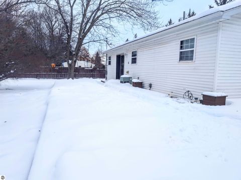 Tiny photo for 11990 E Pickard Road, Mt Pleasant, MI 48858 (MLS # 1941187)