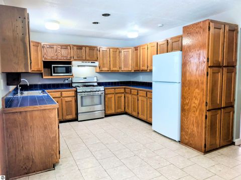 Tiny photo for 11990 E Pickard Road, Mt Pleasant, MI 48858 (MLS # 1941187)