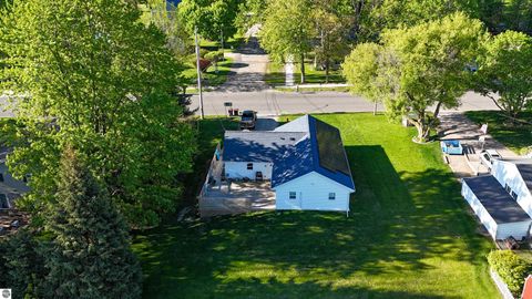 Tiny photo for 401 Barber ST, Ithaca, MI 48847 (MLS # 1945253)