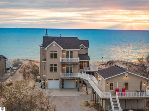 Photo of 14421 N Cathead Bay Drive, Northport, MI 49670 (MLS # 1944903)