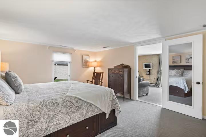 553 S Lake Shore Dr, Lake Leelanau, MI, 49653, USA, 4 Bedrooms Bedrooms, ,3 BathroomsBathrooms,Residential,Active,553 S Lake Shore Dr,1946402