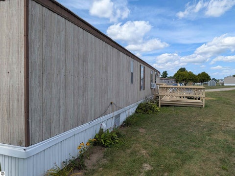 Tiny photo for 3033 S Coldwater Road, Mt Pleasant, MI 48858 (MLS # 1950577)