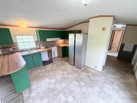 Tiny photo for 6542 N Geneva Road, Coleman, MI 48618 (MLS # 1944010)