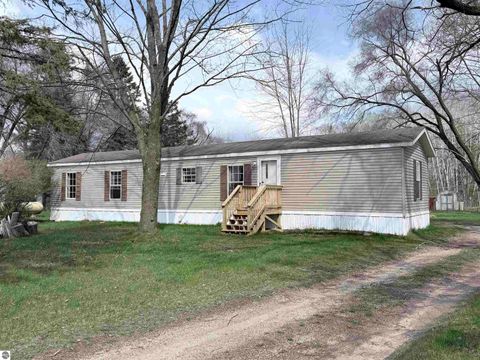 Tiny photo for 6542 N Geneva Road, Coleman, MI 48618 (MLS # 1944010)