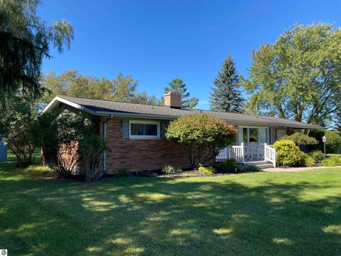 Tiny photo for 111 Minzer Court, West Branch, MI 48661 (MLS # 1950542)