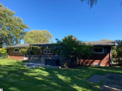 Tiny photo for 111 Minzer Court, West Branch, MI 48661 (MLS # 1950542)