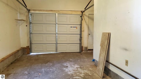Tiny photo for 1960 S Winn Road, Mt Pleasant, MI 48858 (MLS # 1951530)