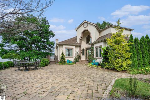 Tiny photo for 265 Lakeshore Drive, Battle Creek, MI 49015 (MLS # 1942512)