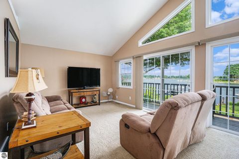 Tiny photo for 265 Lakeshore Drive, Battle Creek, MI 49015 (MLS # 1942512)